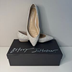 Betsey Johnson Womens White SB-Jude Pearl Beaded Ballet Flats Size 7M Wedding